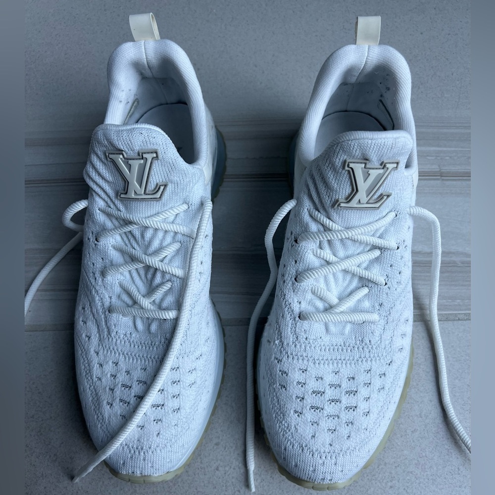 Louis Vuitton White Knit Fabric V.N.R Sneakers